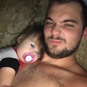 Meet your Posher, Aaron